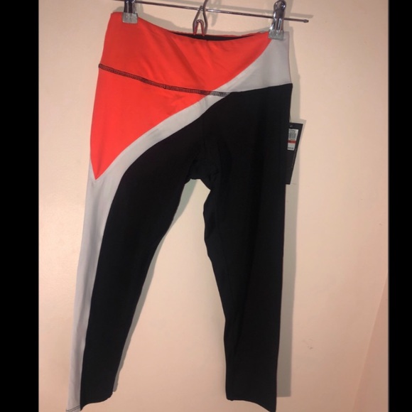 NWT Capri Active Legging- Jessica Simpson - Picture 1 of 4